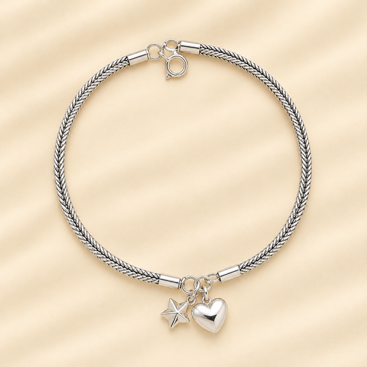 Heart charm women`s anklet in silver