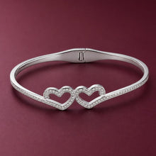 Eterna Heart Bracelet in Silver