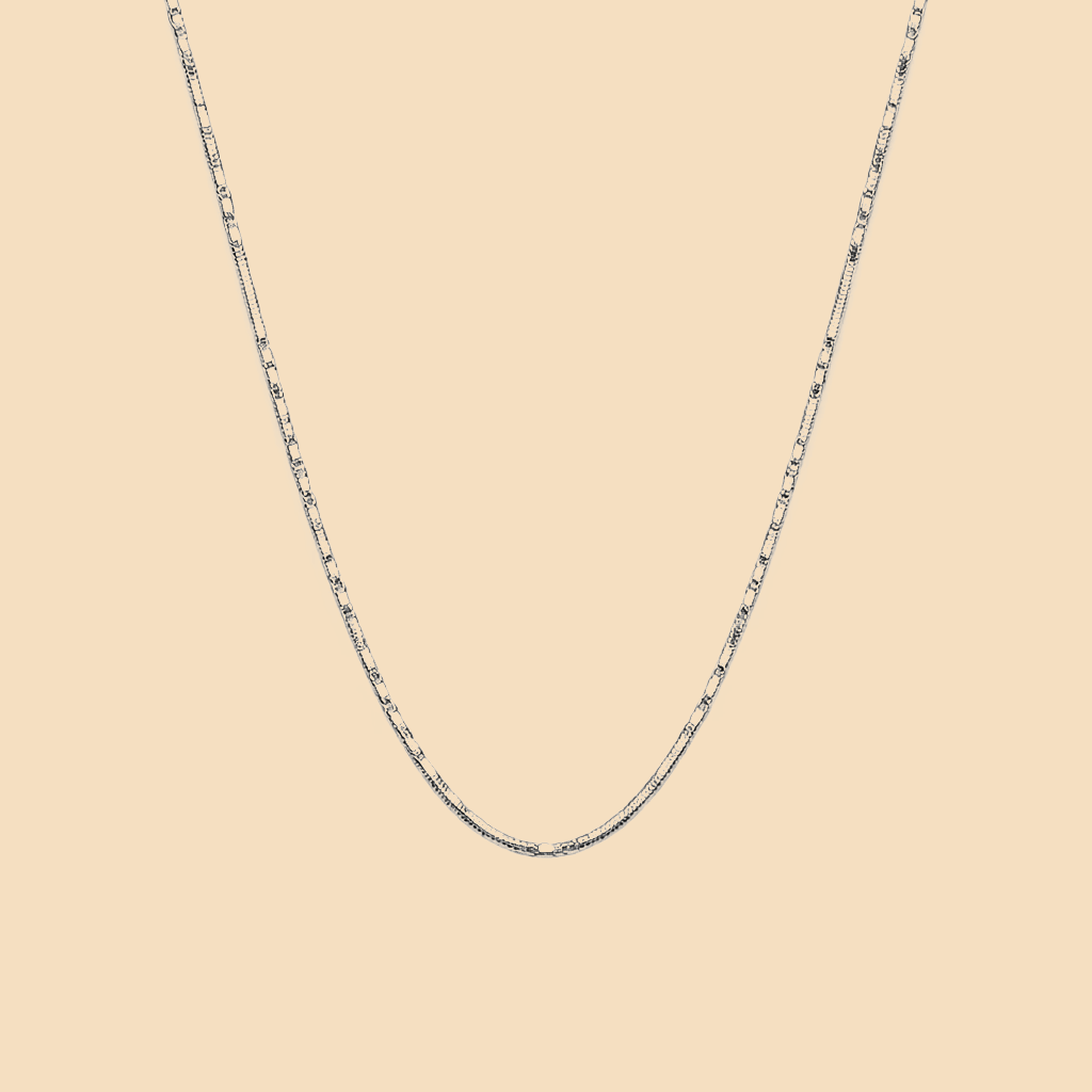 Radiant gleam chain in silver