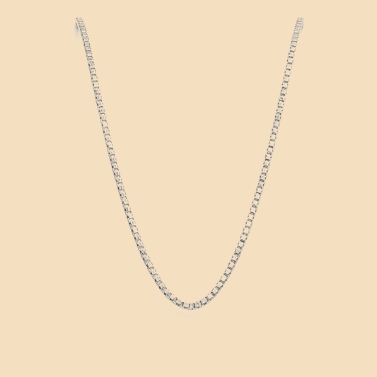 Lustre Line Chain in silver