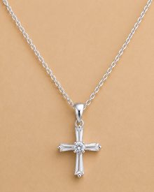 Cross patterned women`s Pendant in silver