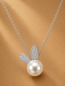 Bunny ears Pendant in silver
