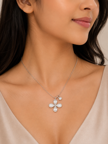 Flower shaped Women`s Pendant in silver