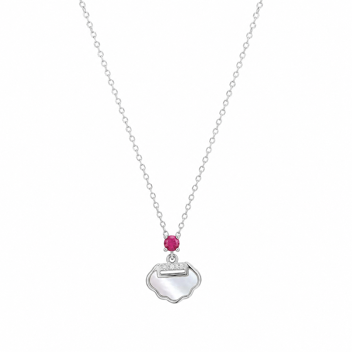Shell shaped Pendant in silver