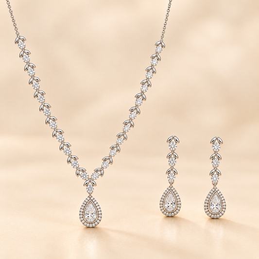 Sylvara Women`s Necklace in Silver
