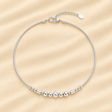 Centre beaded Women`s Anklet in silver
