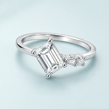 Square Brilliance Ring in Silver