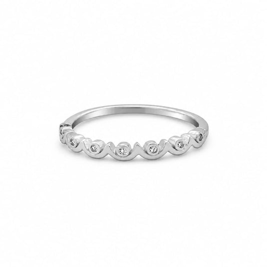 Ocean Wave Women`s Ring in Silver