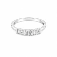 Radiance Women`s Ring in Silver
