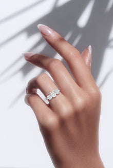 Silver Royal Bow Women`s Ring