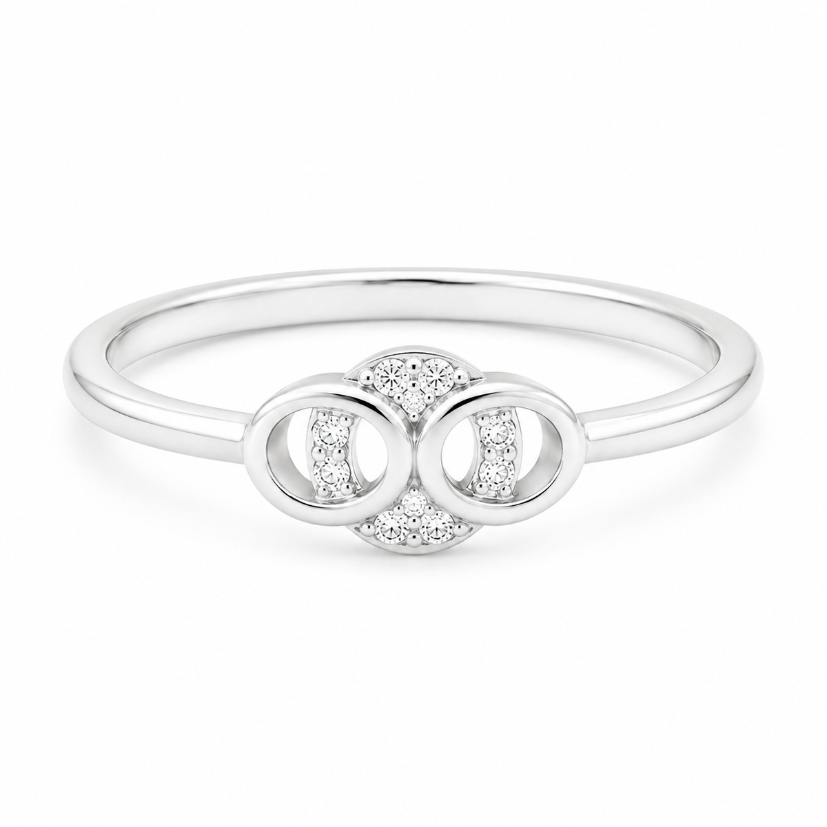 Oval Unity Ring in Silver