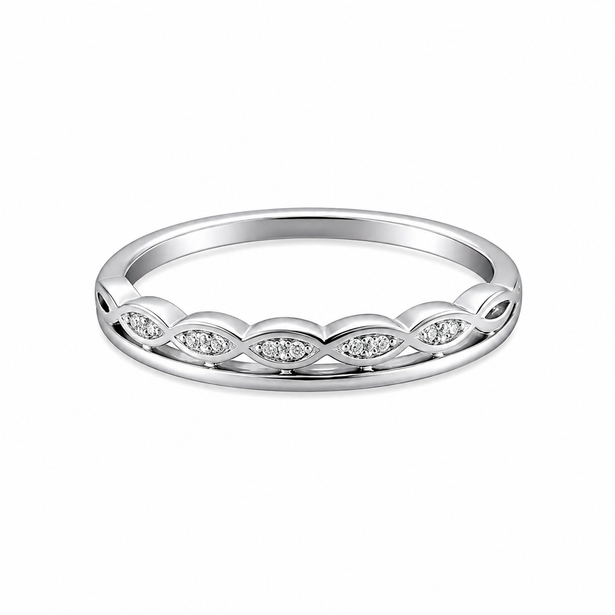 Marquise-cut pattern Women`s ring in Silver