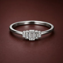 Sparkling Women`s ring in silver