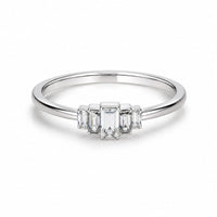 Sparkling Women`s ring in silver
