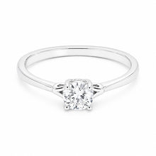 Crystal Rise ring in silver