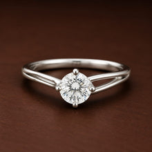 Crystal Beam ring in Silver