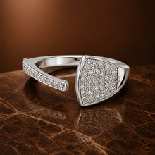 Silver Triangle women`s Ring