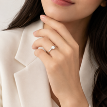 Silver Cirvara Women`s Ring