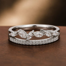 Silver Crown patterned Women`s Ring