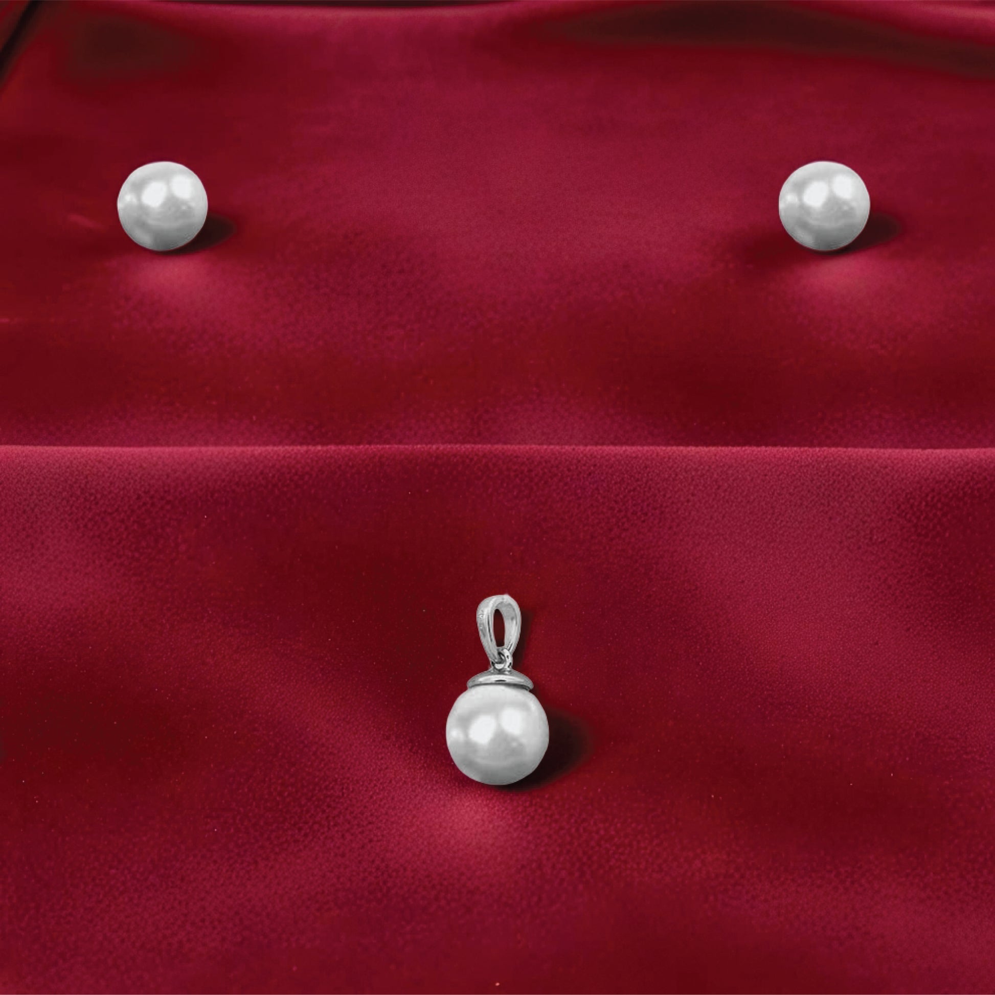 Heartglint Set – Sterling Silver in Elegance