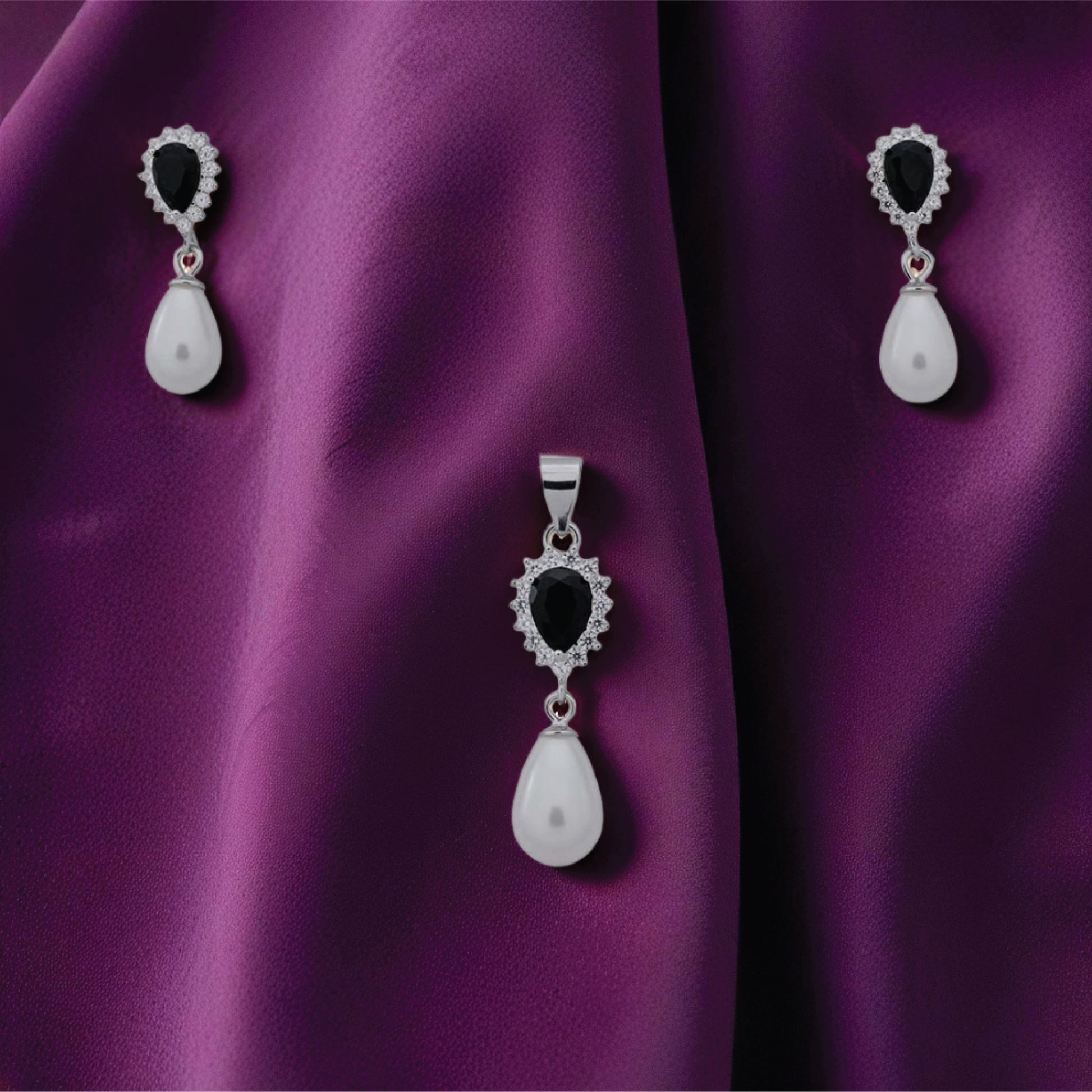  Midnight Pearl Pendant – Sterling Silver Grace