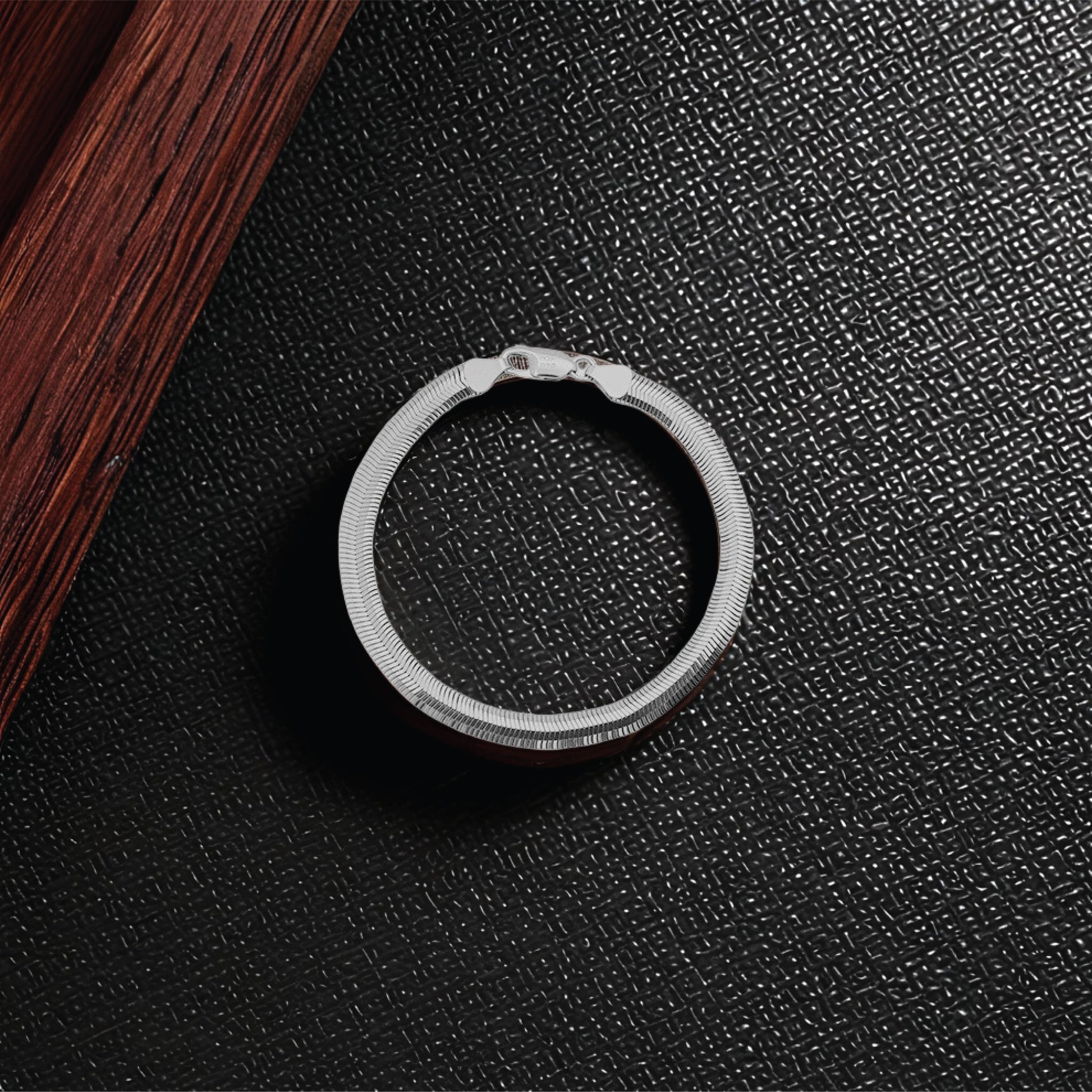 Serpenza Bracelet – Sterling Silver in Sleek Flow