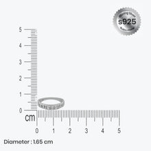 Timeless Radiance Ring – Sterling Silver with Classic Sparkle