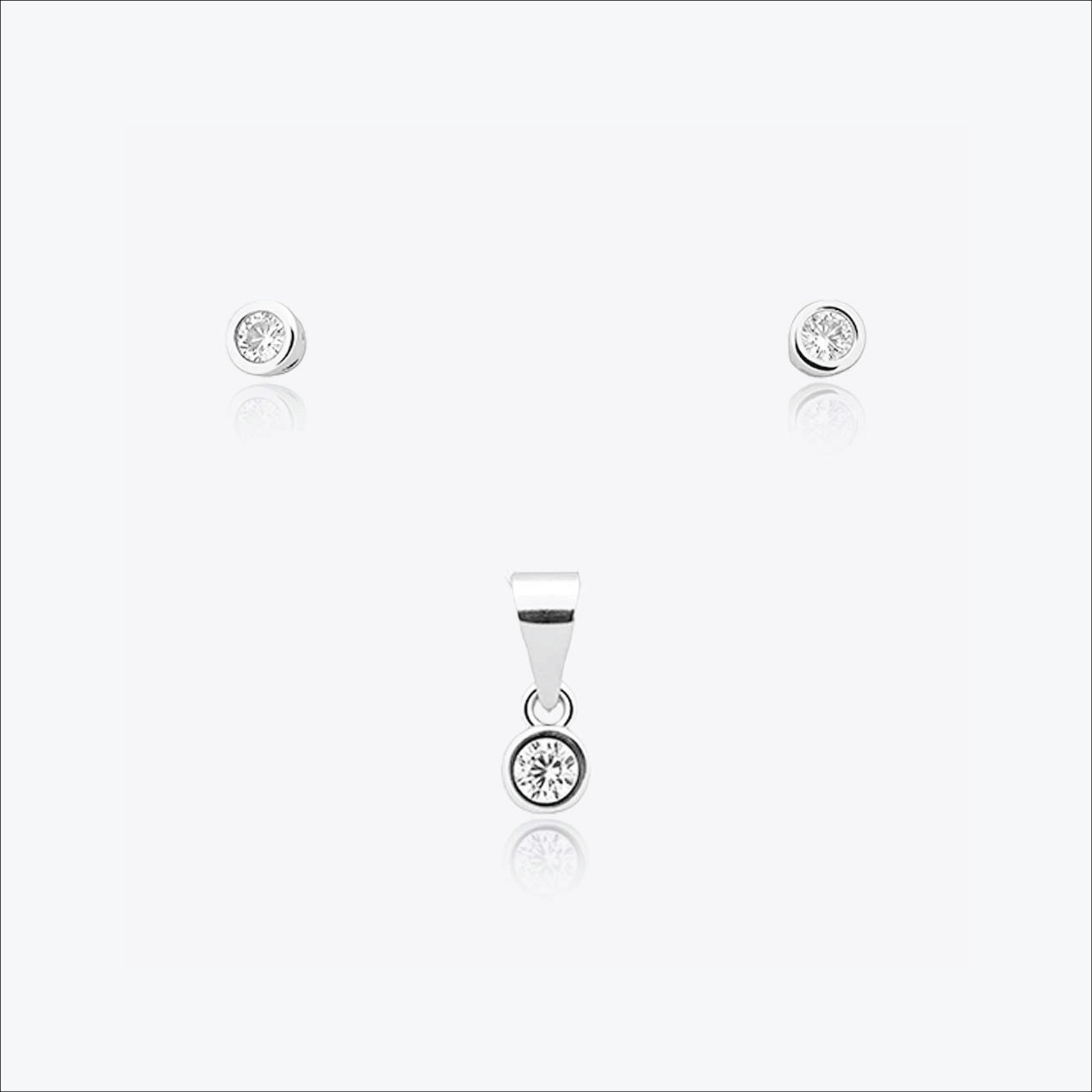 Eira Beam Pendant – Sterling Silver with Quiet Light