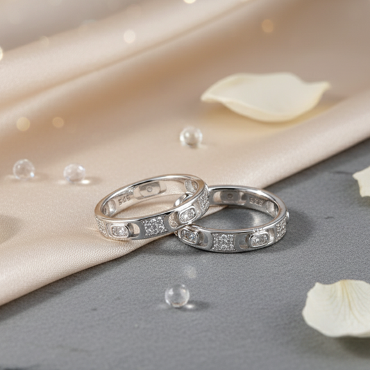 Elaren Valen Couple Rings – Sterling Silver in Grace