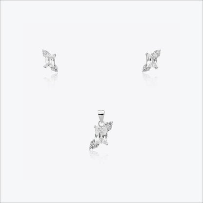Eira Arc Pendant – Sterling Silver in Elegant Motion