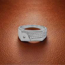 Zenith Crest Men’s Ring – Sterling Silver with Timeless Sophistication