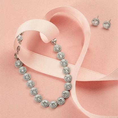 Solvella Necklace – Sterling Silver in Radiant Harmony