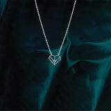 Amora Women`s Pendant in silver