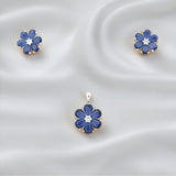 Blue flower Pendant with earrings in silver
