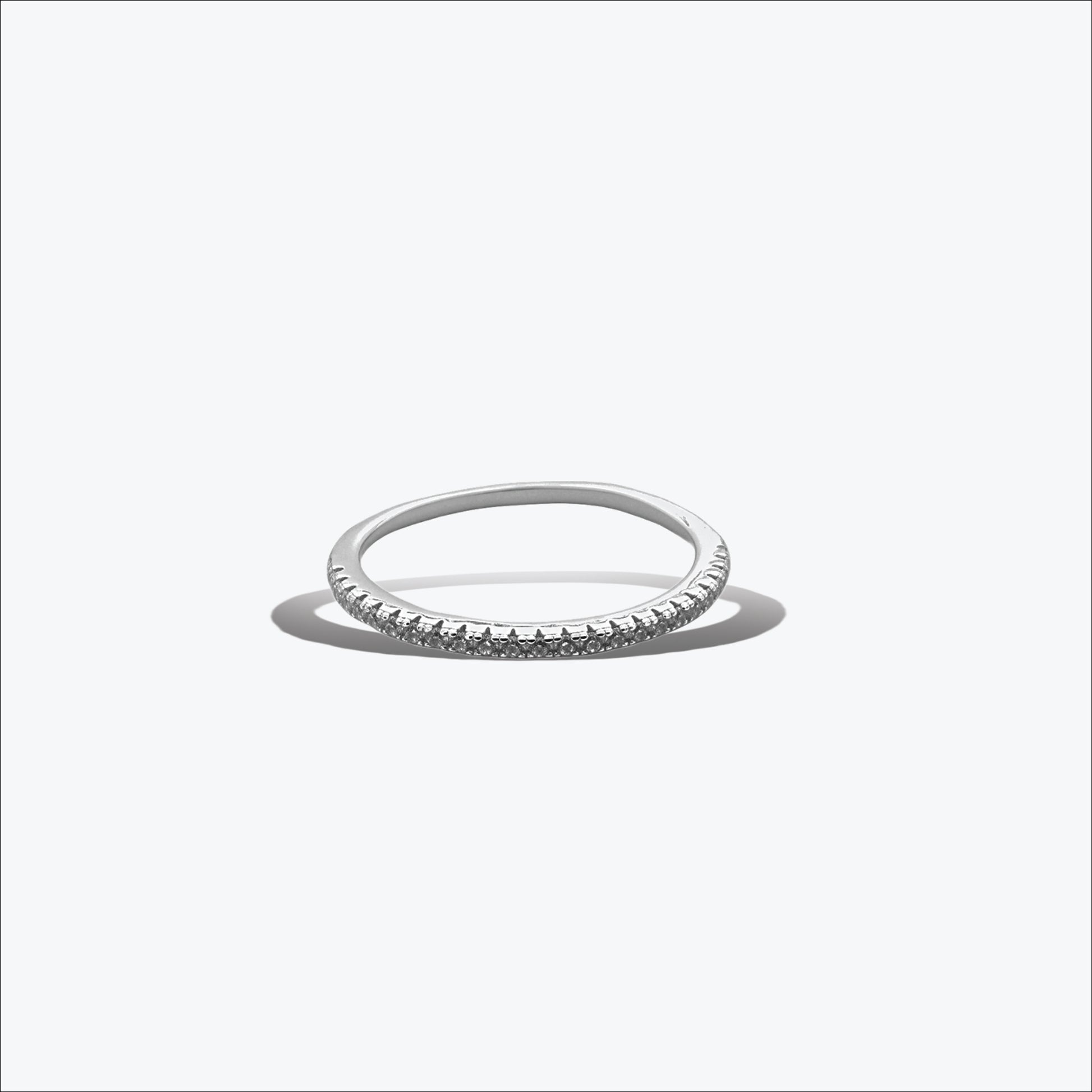 Slim Silvra Ring - Sterling silver