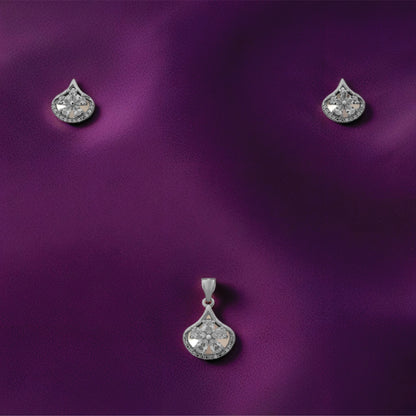 Eterna Halo Pendant – Sterling Silver Shine