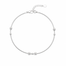 Beaded women`s Anklet in Silver
