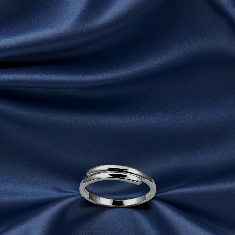 silver engraveline women`s ring