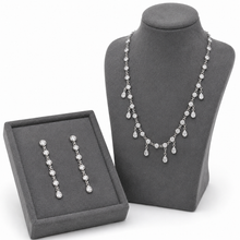 Silver Elira Necklace in Flowing Sparkle