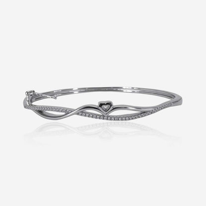 Ebb & Heart – Sterling Silver Flowing Elegance