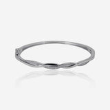 Beautifully twisted Bracelet in Silver