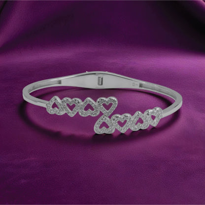 Eterna Arc Bracelet – Sterling Silver with Sleek Brilliance