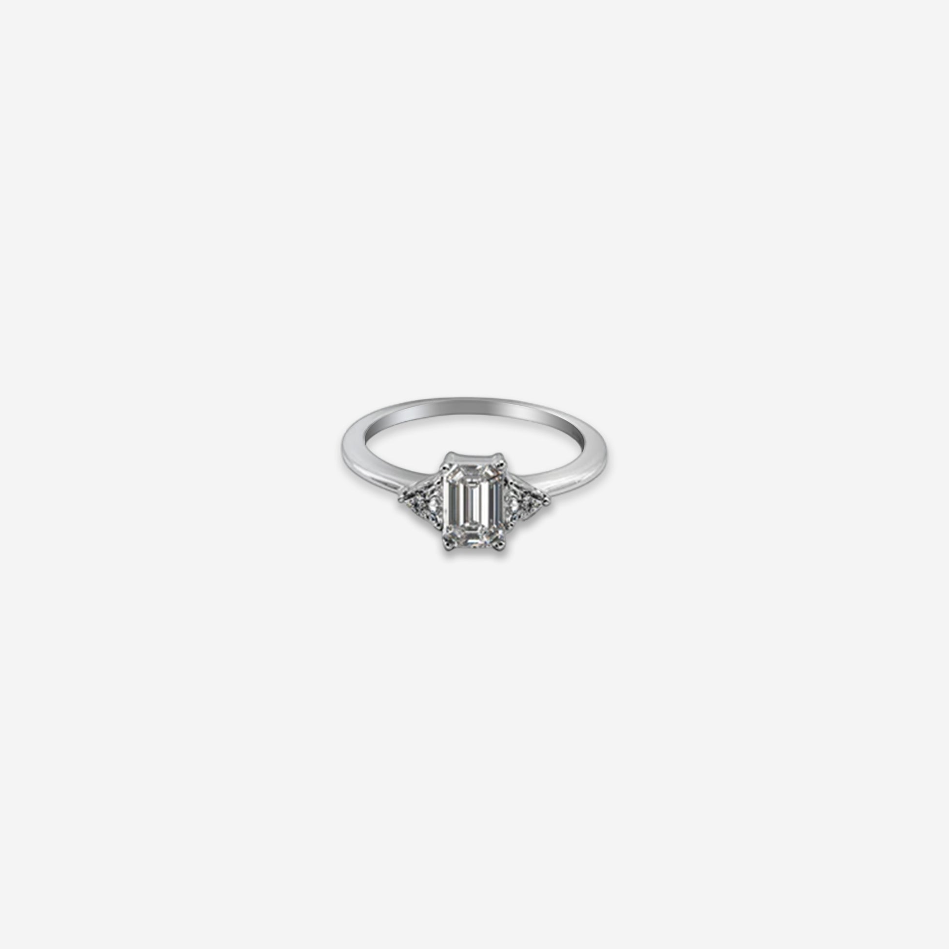 Maris Beam Ring – Sterling Silver with Sleek Sparkle