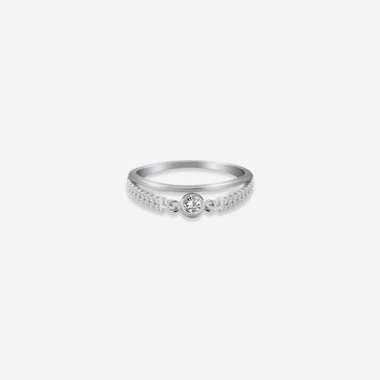 Bezel Brilliance Ring – Sterling Silver Sparkle