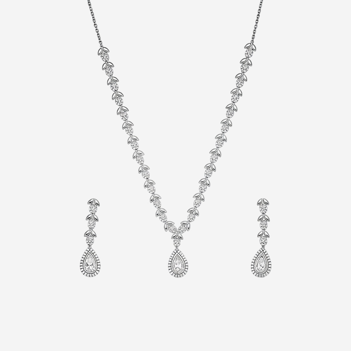 Sylvara Necklace – Sterling Silver in Nature’s Flow